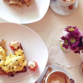 Le Moon's Eatery. Bakery. Zakka @ Jade Hills, Kajang Le Moon's Eatery. Bakery. Zakka @ Jade Hills, Kajang