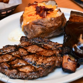 Texas Roadhouse @ Dubai Mall, UAE Texas Roadhouse @ Dubai Mall, UAE