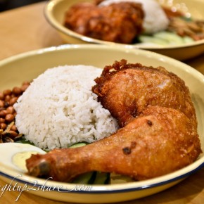 鐵皮屋 Iron House Kopitiam @ Seri Kembangan 鐵皮屋 Iron House Kopitiam @ Seri Kembangan
