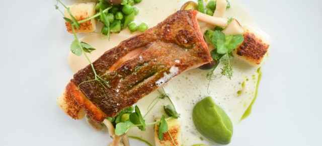 pollen @ gardens by the bay, singapore